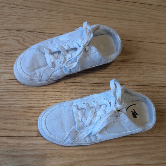 EUC Nike Women's 6 Court Legacy Mule sneakers white canvas slip on shoes slides - Picture 3 of 12